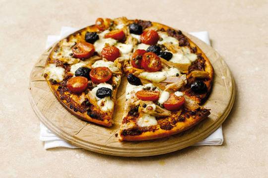 Пица с риба тон