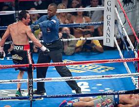 Маркес със счупен нос