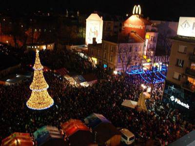 Още седмица бургазлии могат да дават предложения за най-добра коледна украса