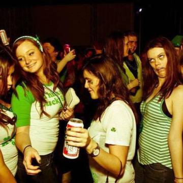 Сексбомба, атомна бомба, фотобомба