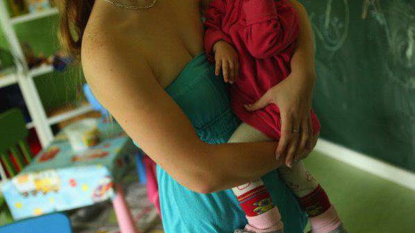 Майките: България има пари за щастливи прасета, но не и за деца