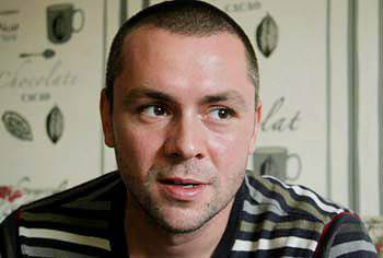 Ицо Хазарта: Всички сме в мръсен кенеф. Вместо да го изчистим, си мерим парфюмите