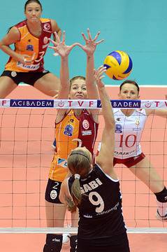 Габи Коева и Бешикташ с тежка загуба от Галатасарай в Турция