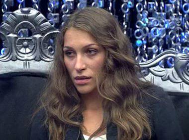 Цеце напусна Биг Брадър, чака Боби навън