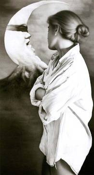 Women in art: Светът на Juan Bautista Nieto