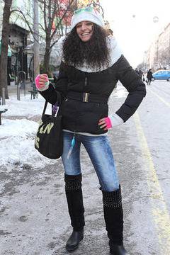 Шарената Дани и жълтата чанта