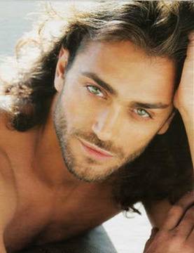 Мъжете, по които жените въздишат: Тео Теодоридис