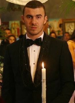 Синът на Миньо Стайков се крие при комшии