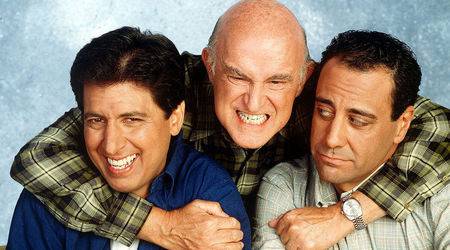 Фотогалерия: „Всички обичат Рей“ Романо на 55 години