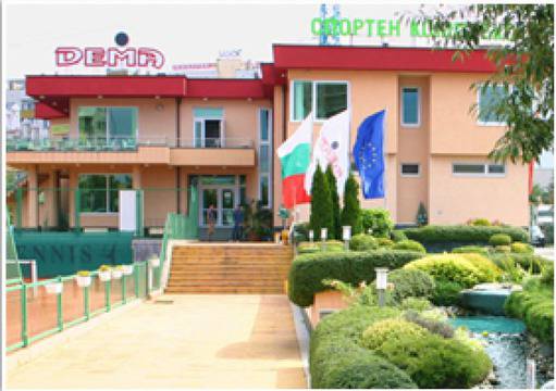 СК „Дема“ събира семейства на коледен турнир по тенис