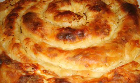 Баница с късмети за управляващите