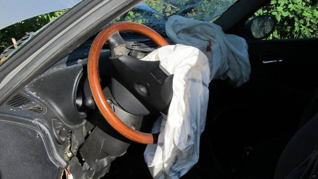 Мъж загина в катастрофа, причинена от шофьор на ТИР, употребил алкохол