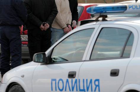 Пиян се натресе челно, прати в болница невинен шофьор