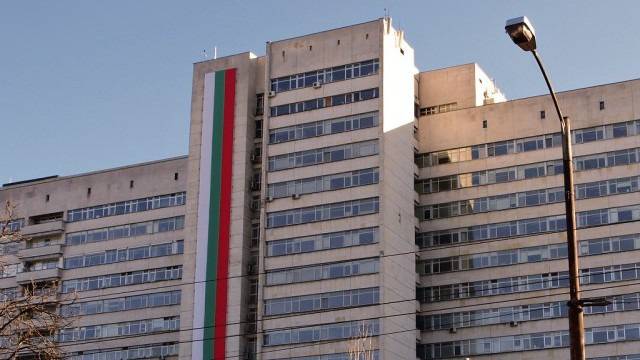 24-годишен мъж от Ямбол има нужда от спешна операция