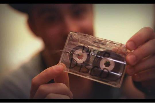 Кинти няма, момичета и момчета, хайде на дискотека