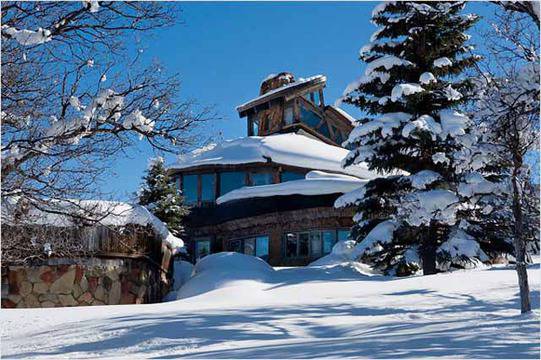 Поглед отвътре към една магическа къща