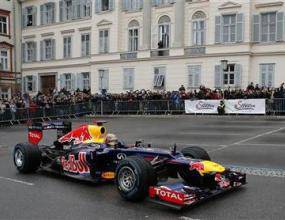 Ред Бул обявиха дата за представянето на колата за 2013