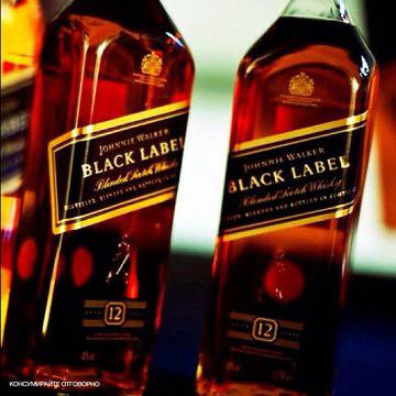 Покани JOHNNIE WALKER в своя дом