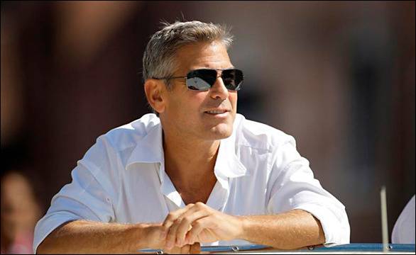 Джордж Клуни, Синди Крауфорд и Стейси Кийблър рекламират текила (видео)