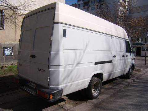 Товарни транспортни услуги в София