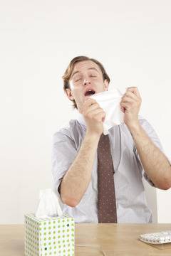 Как да се спасите от грипа в офиса