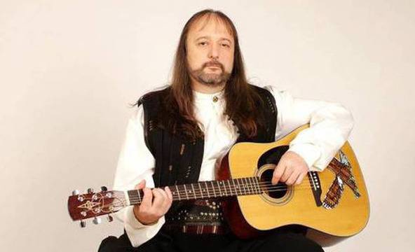 Володя Стоянов патентова прякора си Войводата