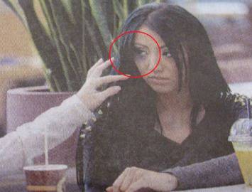 Пребиха певицата Ани Хоанг