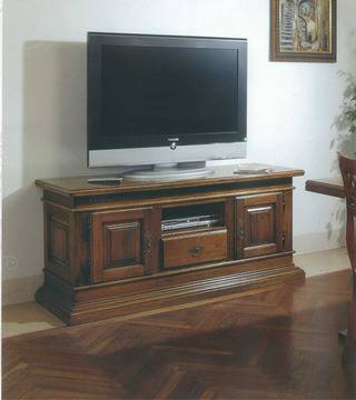 13167 – Тв шкаф с три чекмеджета и един рафт