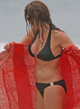 Джулия Робъртс засенчи русалките на плажа