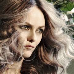 Ванеса Паради стана лице на пролетна колекция