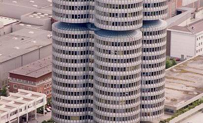 Централа на BMW, Мюнхен.