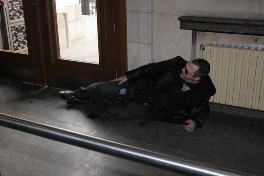 Стреляли по Баретата с пушка с оптически мерник