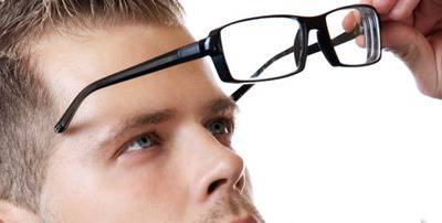 Как да подберем подходящите рамки за очила