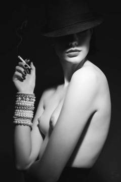 Цигарите отнемат 11 г. от живота на жените видяна 1627 коментари 0