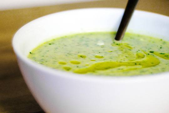 Крем супа от картофи и авокадо