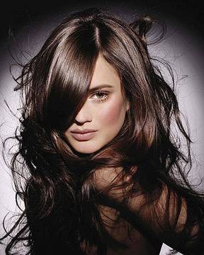 Кестеняв цвят на косата спрямо цвета на кожата ви