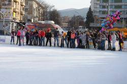 „Фестивал на кънки“ Ледена пързалка
