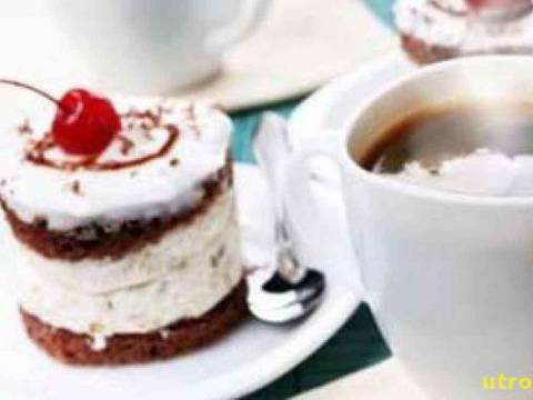 Топ 10 на храните, които вредят на настроението и съня