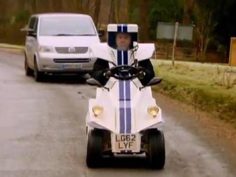 Това е най-малката кола на света