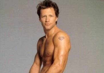 Спечелете оригинален подарък от Джон Бон Джоуви!