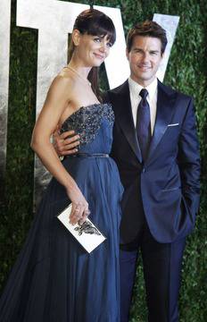 Кейти Холмс е преодоляла напълно Том Круз видяна 1606 коментари 1