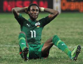 Отмениха червения картон на Питройпа