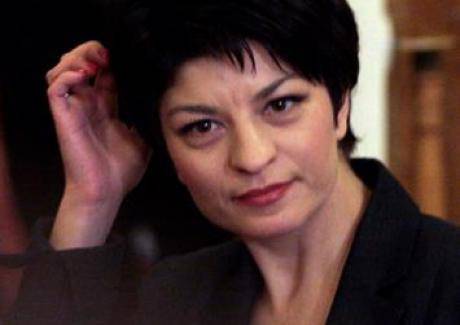 Атанасова била болна от рак