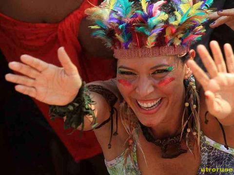 Започна прочутият карнавал в Рио де Жанейро
