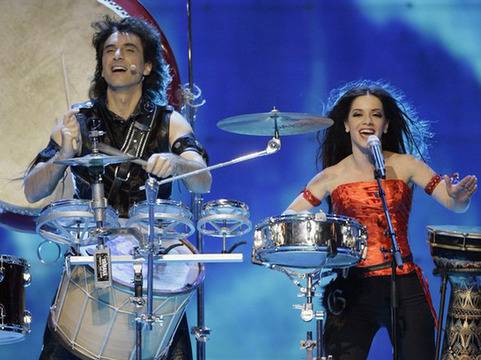 Елица Тодорова и Стунджи представят България на Евровизия 2013