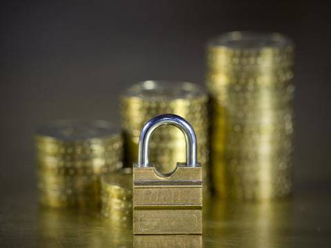 Няма пари, за да се увеличат заплатите на учителите 0