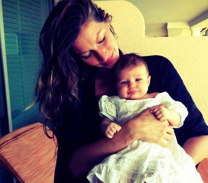 Жизел Бюндхен показа дъщеря си видяна 3244 коментари 0