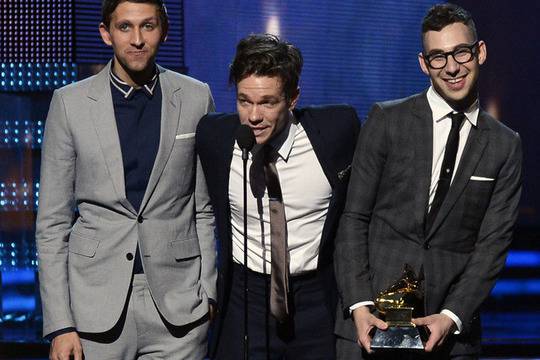 Песента на годината според „Грами“