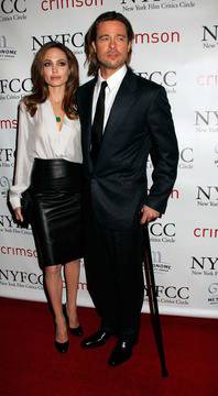 Брад Пит и Анджелина Джоли се женят в края на май? видяна 2612 коментари 0