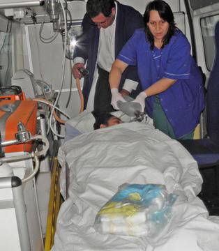 Три линейки спешно карат тийнейджърите в кома в „Пирогов”